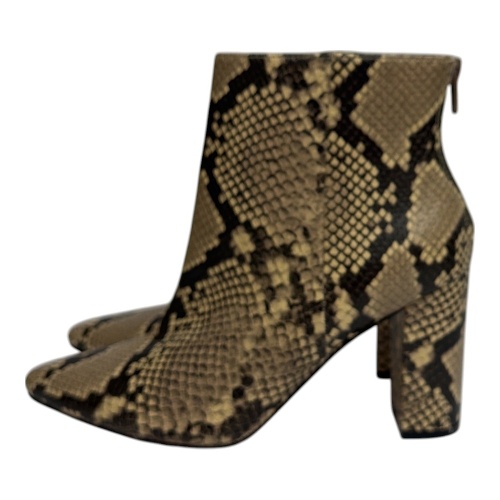 Chelsea & Violet Megan Snakeskin Print Leather Ankle Boot Size 7.5M 3.5" Heel - Picture 3 of 9